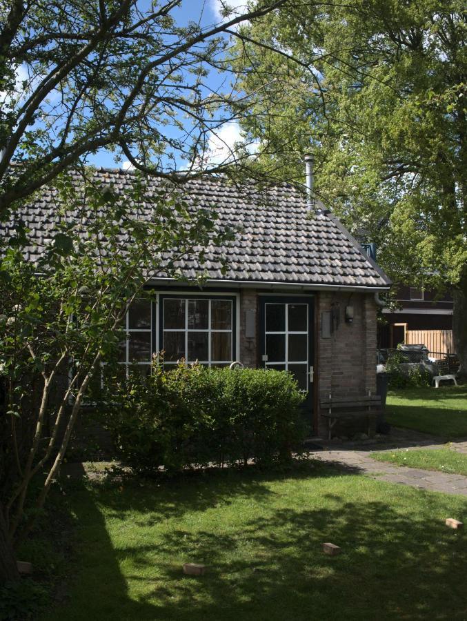 Small, Cute And Cozy Little Holiday Home Hippolytushoef Esterno foto