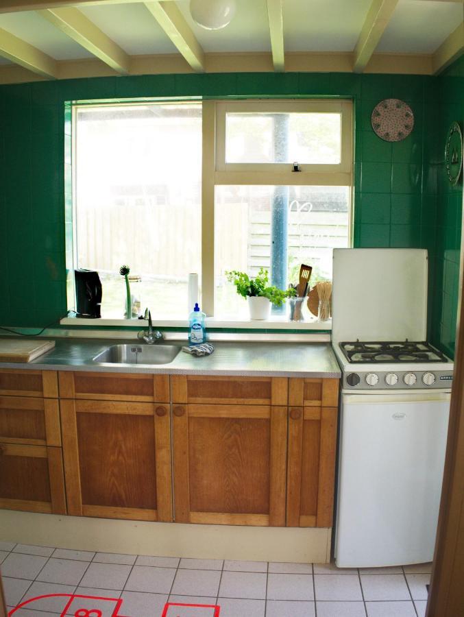 Small, Cute And Cozy Little Holiday Home Hippolytushoef Esterno foto